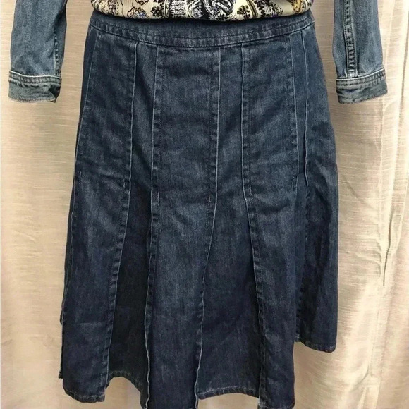 LIZ CLAIBORNE Denim Zip Side Pleated Skirt - Picture 1 of 6